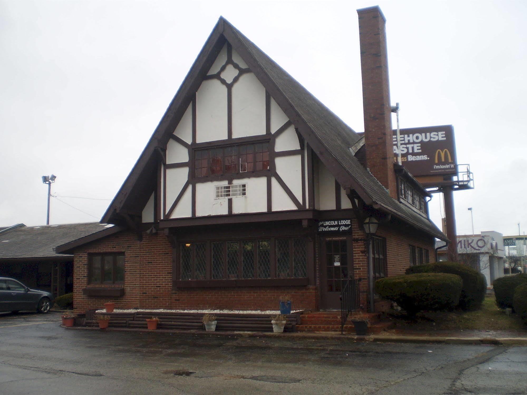 The Lincoln Lodge Urbana シャンペーン エクステリア 写真