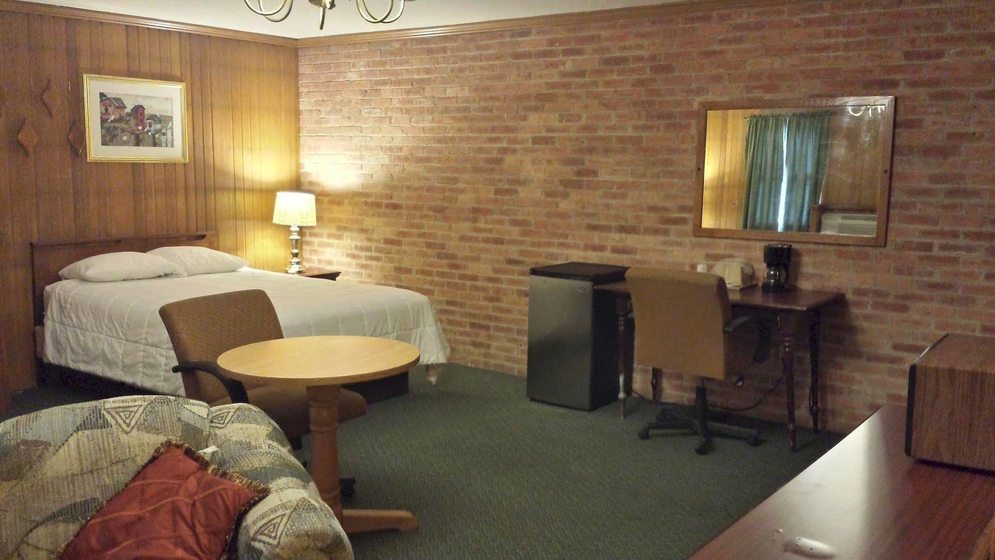 The Lincoln Lodge Urbana シャンペーン エクステリア 写真